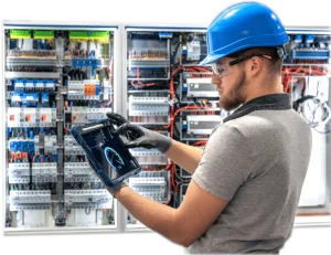 logiciel de contrôle d'installations sur une armoire électrique